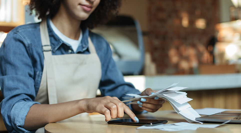 Common Bookkeeping Mistakes Restaurant Owners Make