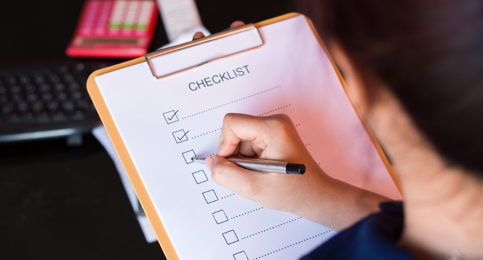 Essential Monthly Bookkeeping Checklist