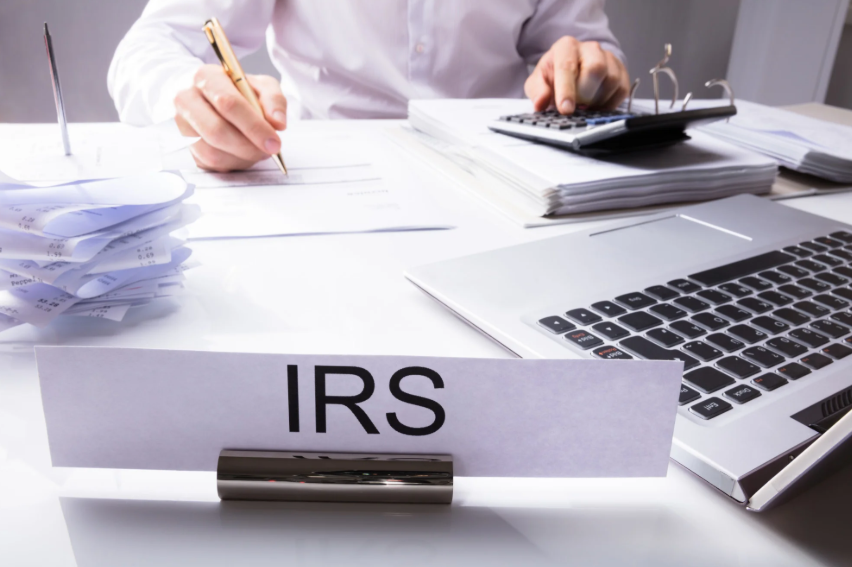 Payroll Management Helps You Avoid IRS Penalties