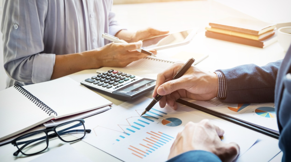 Bookkeeping Tips to Fix Messy Business Records