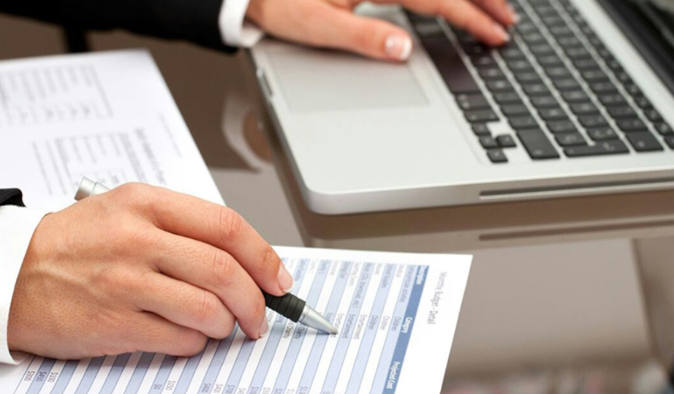 Should You Outsource Payroll